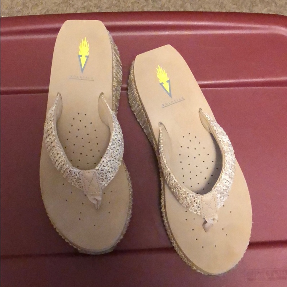NWOT. Beige Volatile Sandles